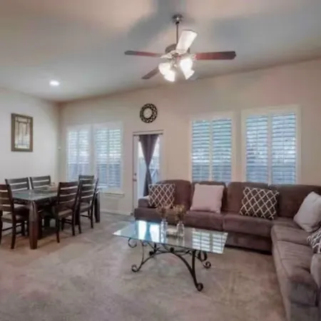 Haven - Med Center Six Flags Seaworld San Antonio New Villa